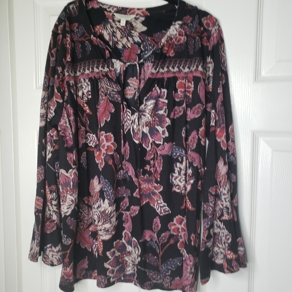Lucky Brand boho floral top size M.